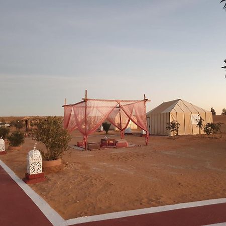 Desert Romantic Camp Merzouga Bagian luar foto