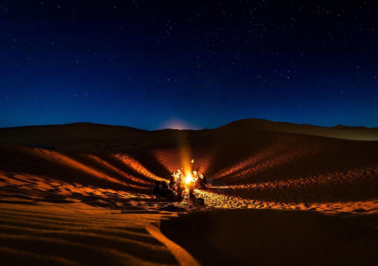 Desert Romantic Camp Merzouga Bagian luar foto