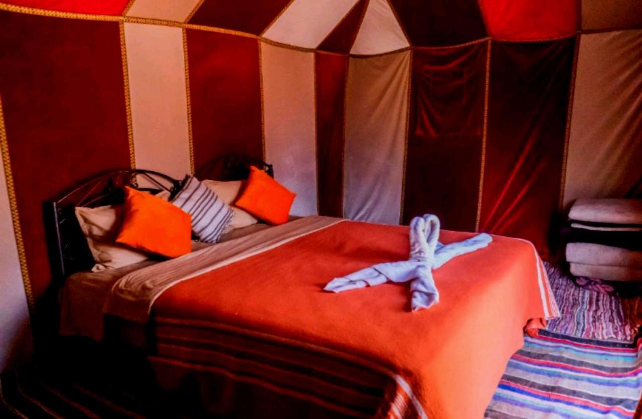 Desert Romantic Camp Merzouga Bagian luar foto