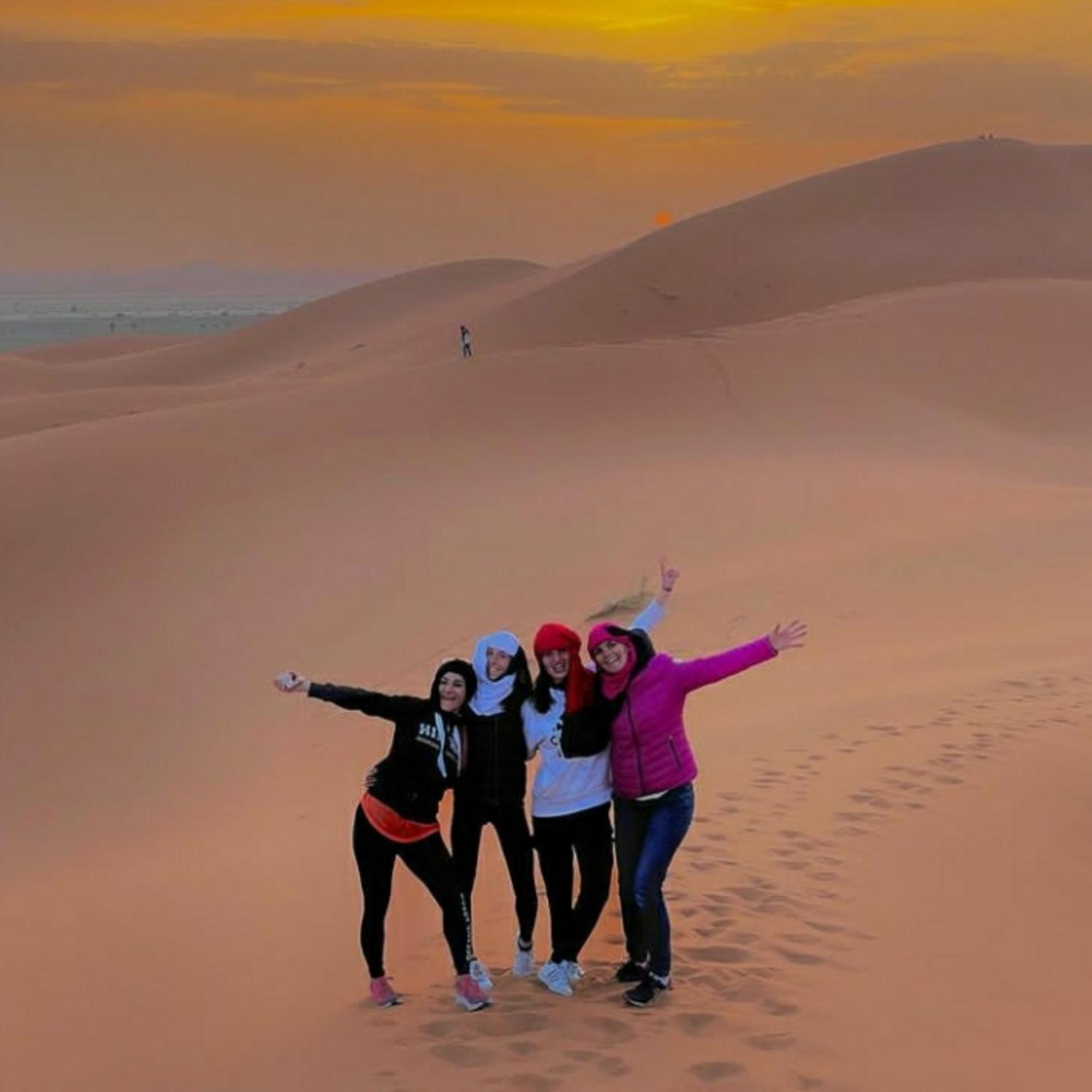 Desert Romantic Camp Merzouga Bagian luar foto