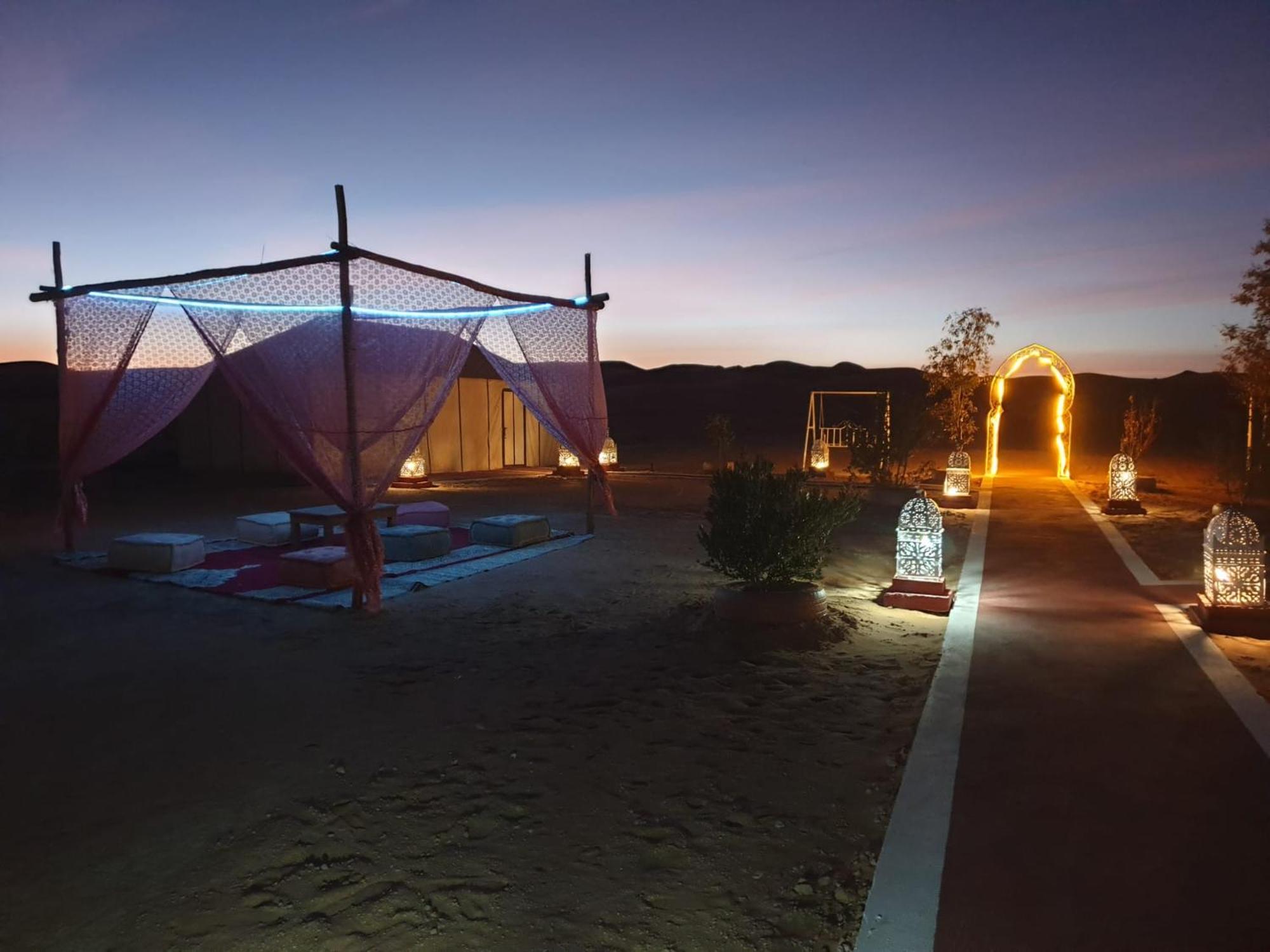 Desert Romantic Camp Merzouga Bagian luar foto